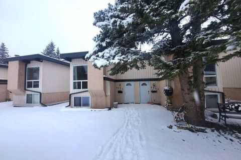 9930 26 Street SW Calgary AB T2V 4E9