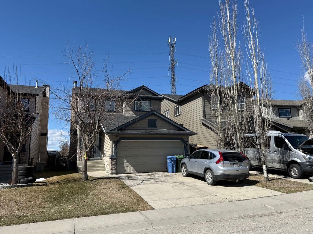 Photo of 13 Tuscany Ridge Mews NW, Calgary, AB T3L 3B7 (MLS # A2303363)