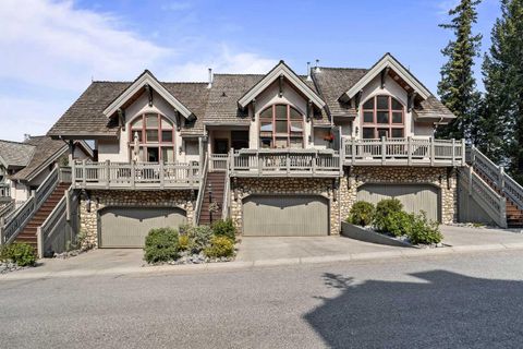 14 Antelope Lane Banff AB T1L 1A1