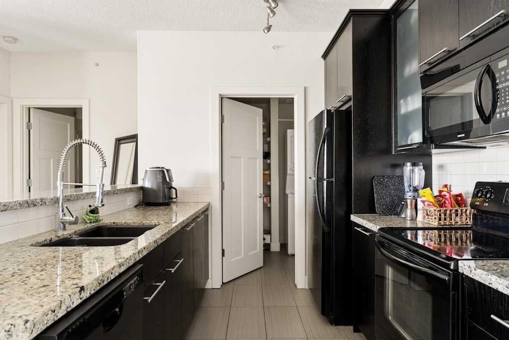 3410 20 Street SW 313