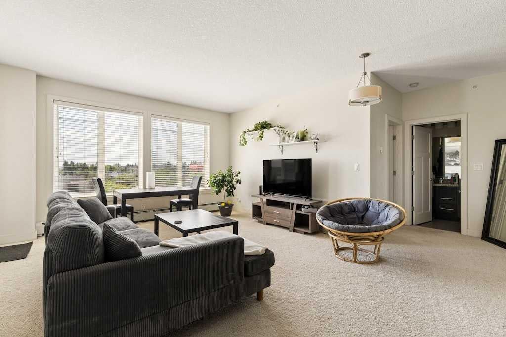 3410 20 Street SW 313