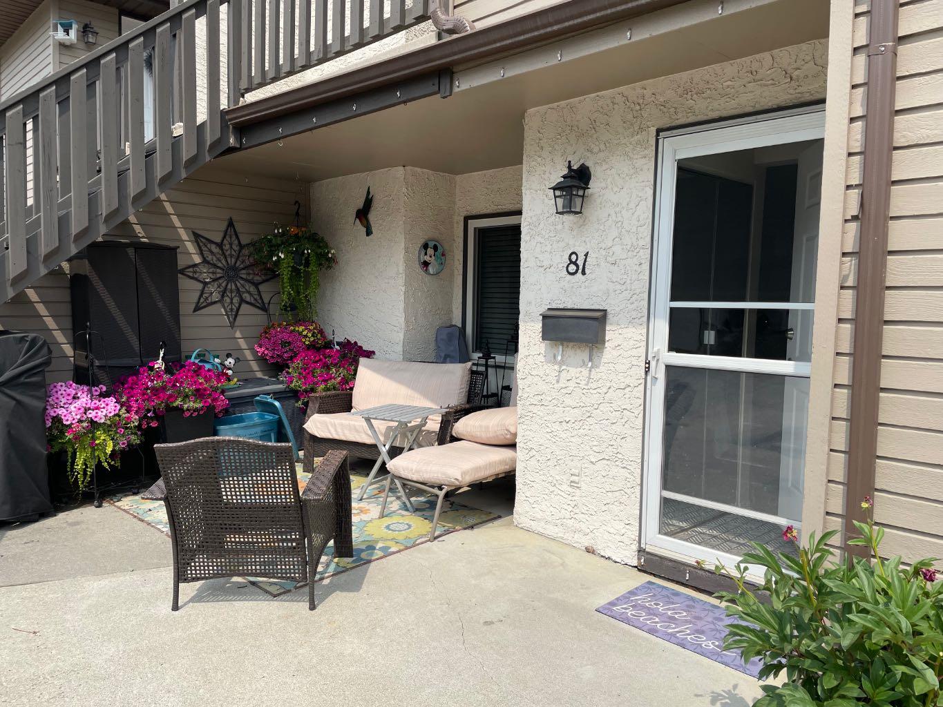 81 Cedar Springs Gardens SW