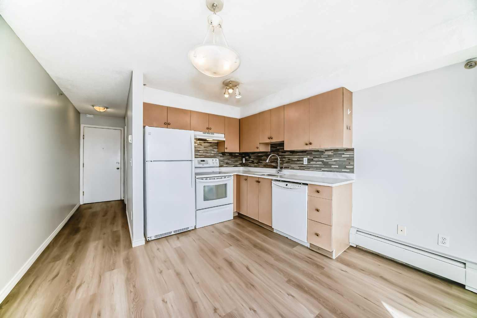 1717 60 Street SE 425