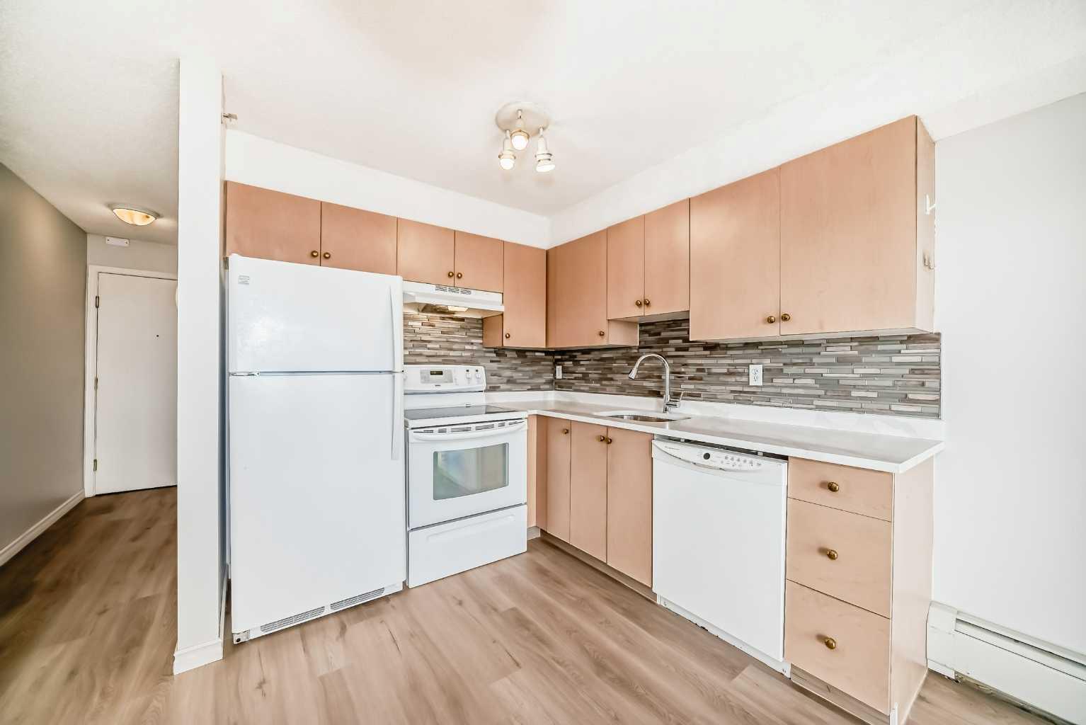 1717 60 Street SE 425