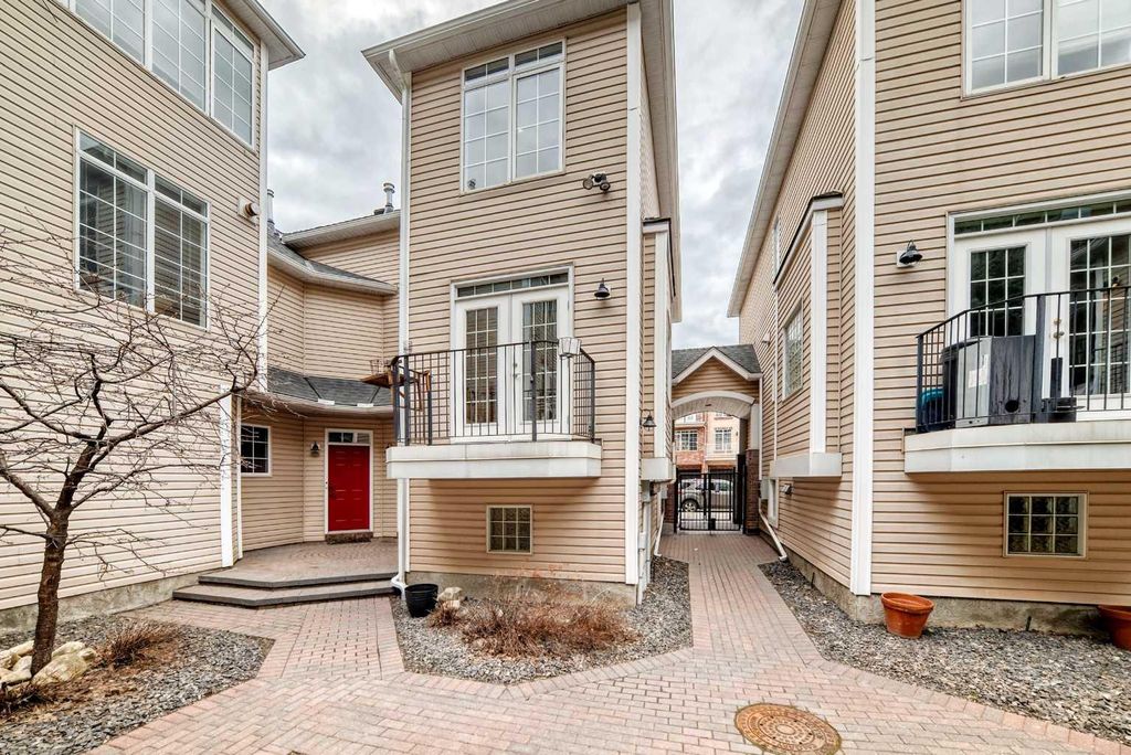 Photo of 1212 12 Street SW #6, Calgary, AB T3C 1A9 (MLS # A2294336)