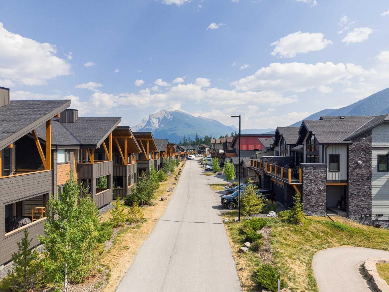 209 Stewart Creek Rise 202G
