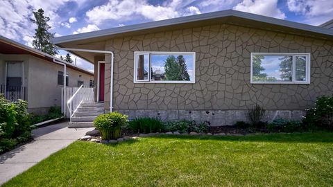 Photo of 2037 50 Avenue SW, Calgary, AB T2T 2W4 (MLS # A2319470)