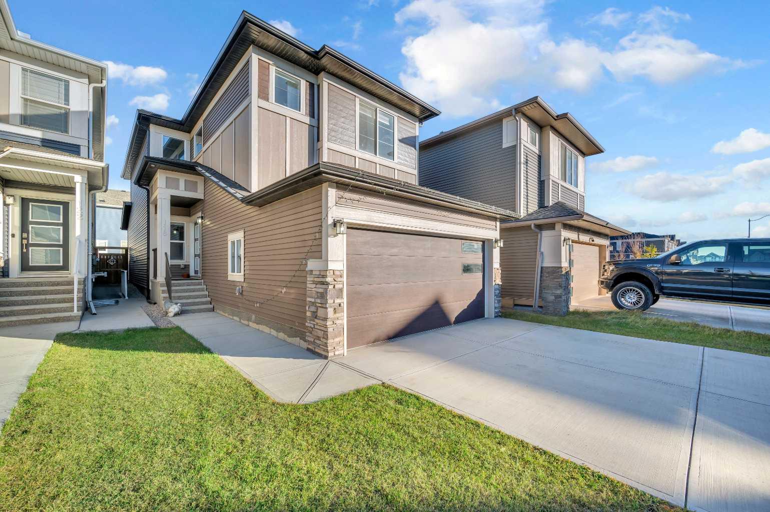 118 Homestead Park NE
