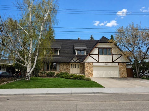 Photo of 1148 Morden Avenue, Pincher Creek, AB T0K 1W0 (MLS # A2343193)