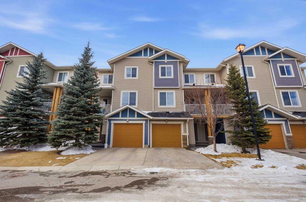 Photo of Sage Hill Common NW #53, Calgary, AB T3R 0J6 (MLS # A2288142)