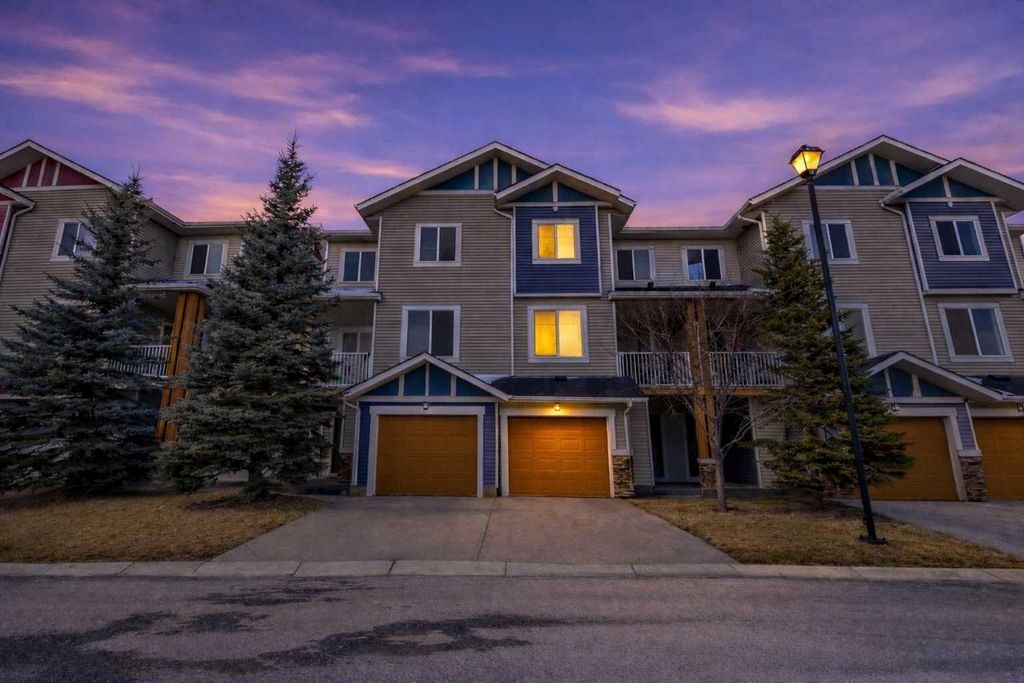 Photo of Sage Hill Common NW #53, Calgary, AB T3R 0J6 (MLS # A2288142)