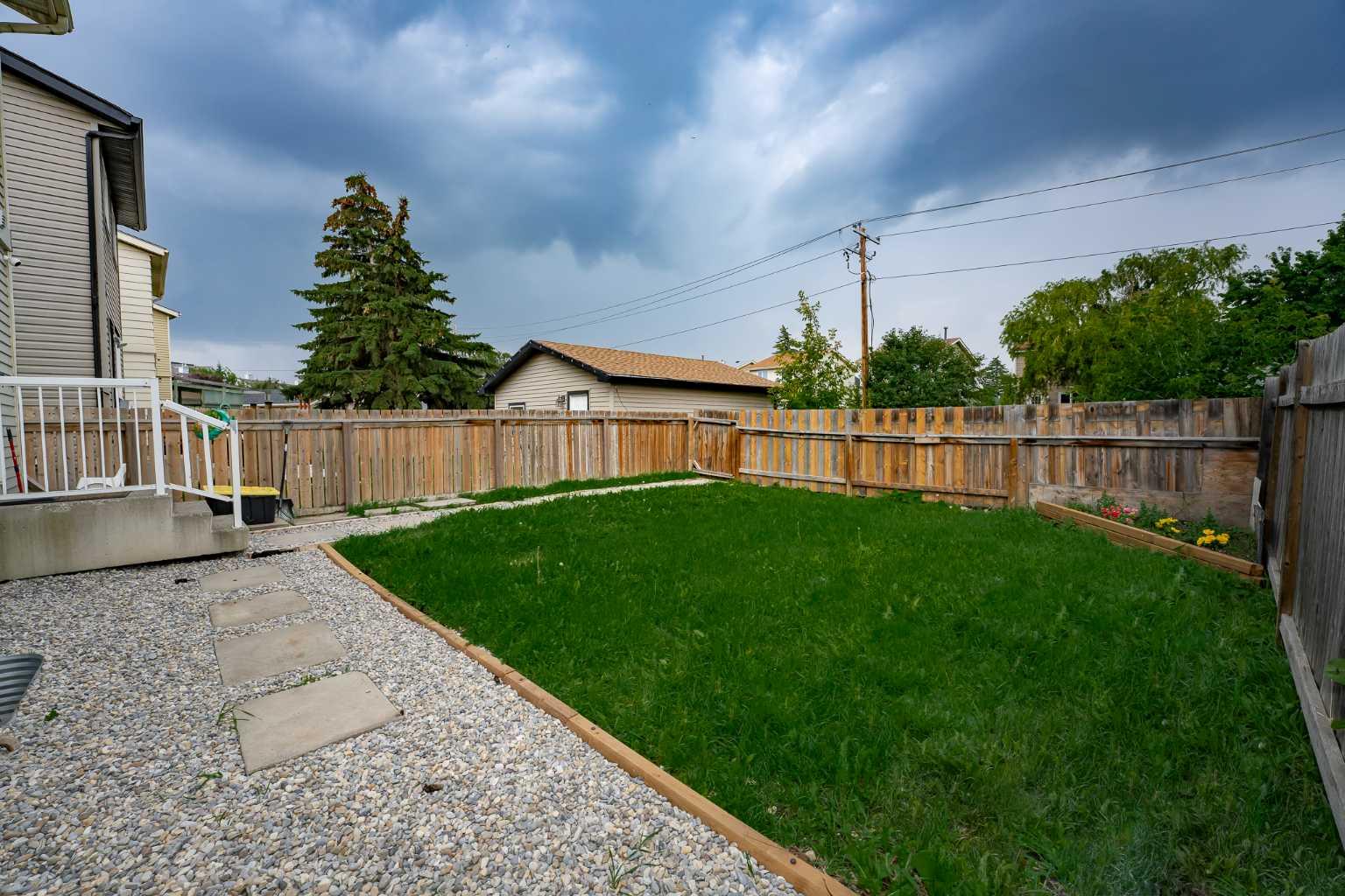 25 Erin Ridge Road SE