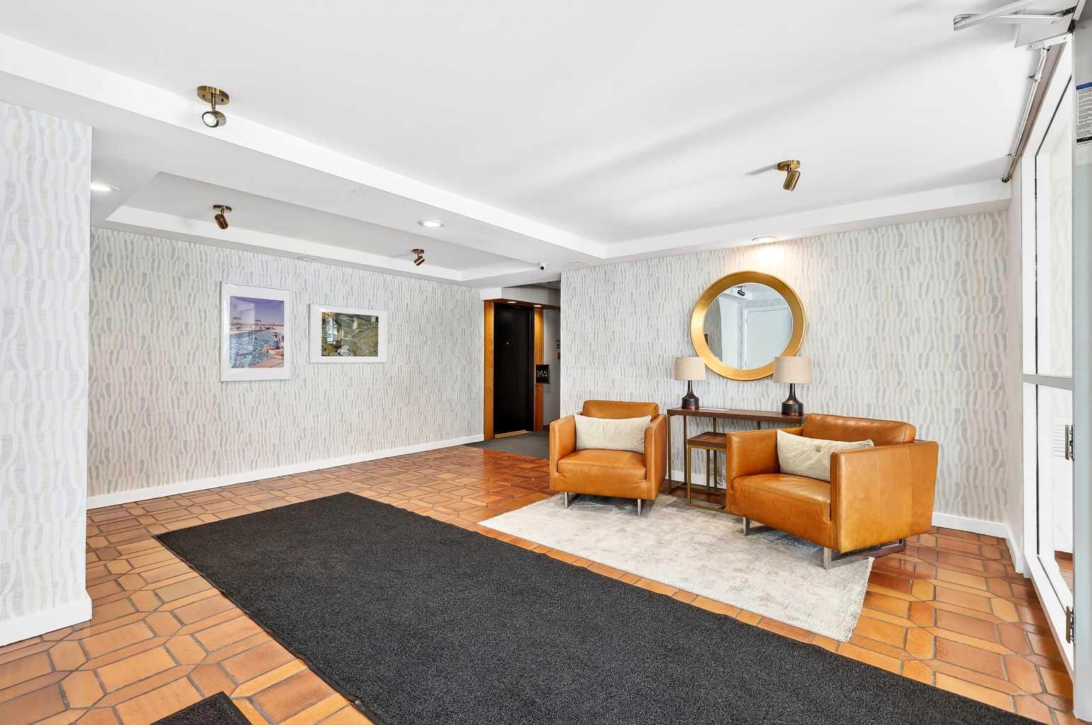 3204 Rideau Place SW 402