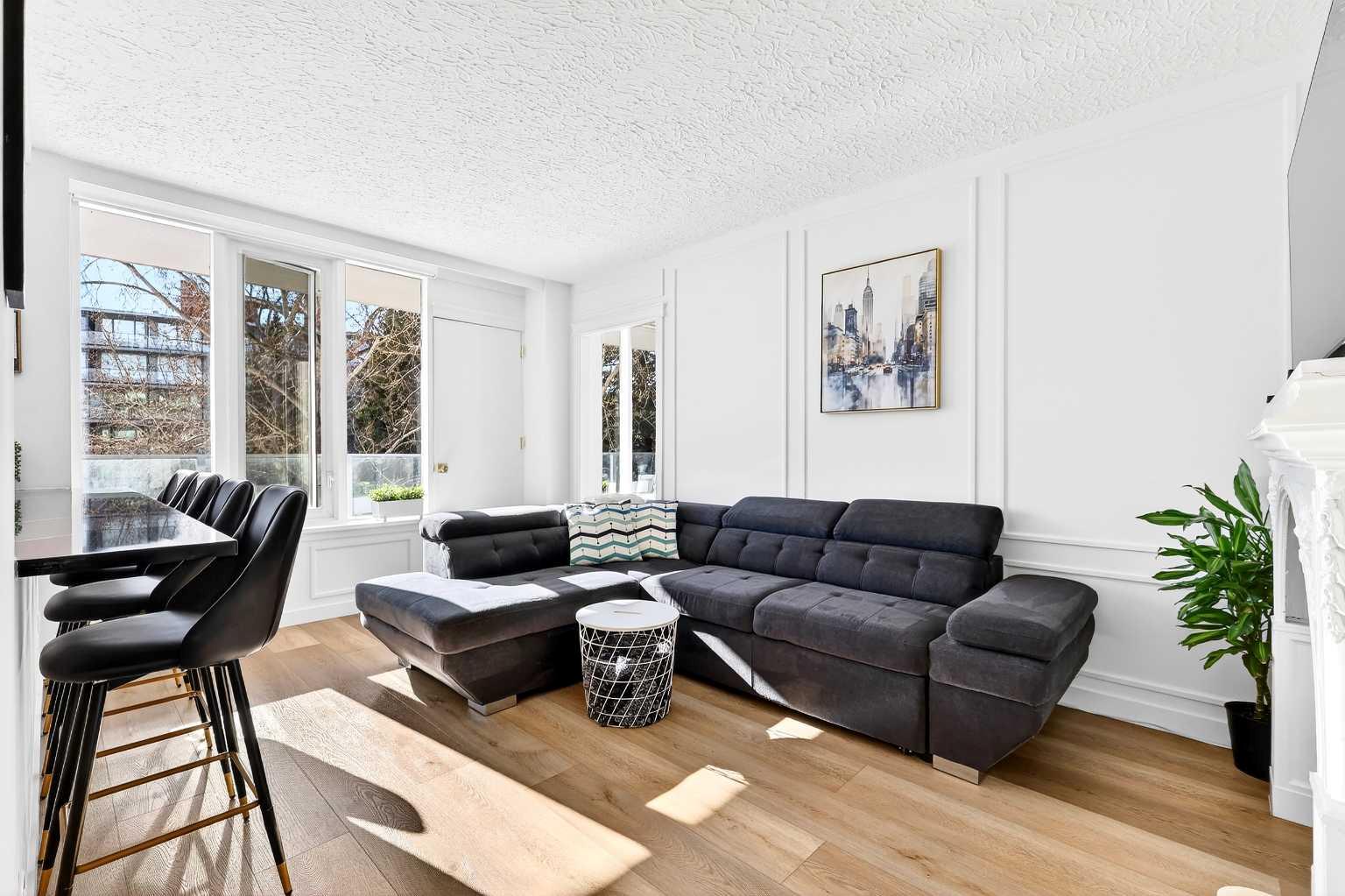 3204 Rideau Place SW 402