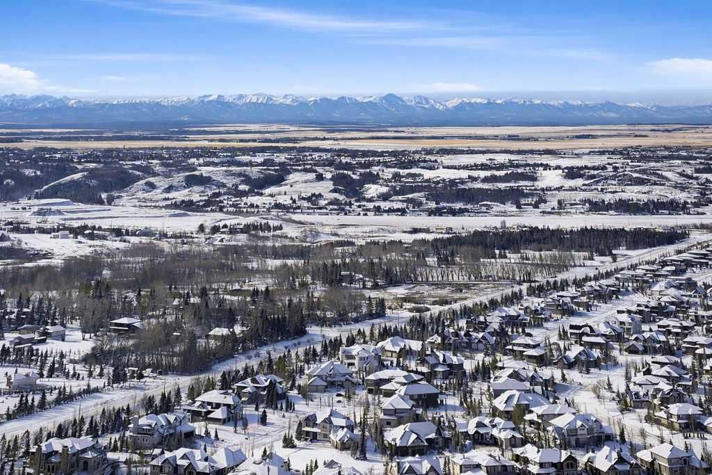 Photo of 391 Tuscany Ridge Heights NW, Calgary, AB T3L 3B6 (MLS # A2287001)