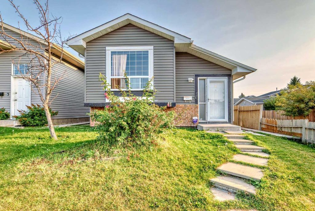 Photo of 11 Martinwood Road NE, Calgary, AB T3J 3G6 (MLS # A2269023)