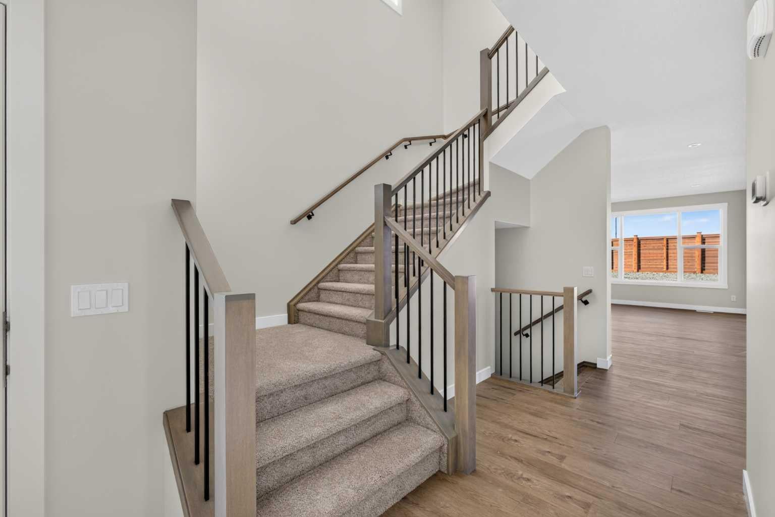 77 Royston Gardens NW