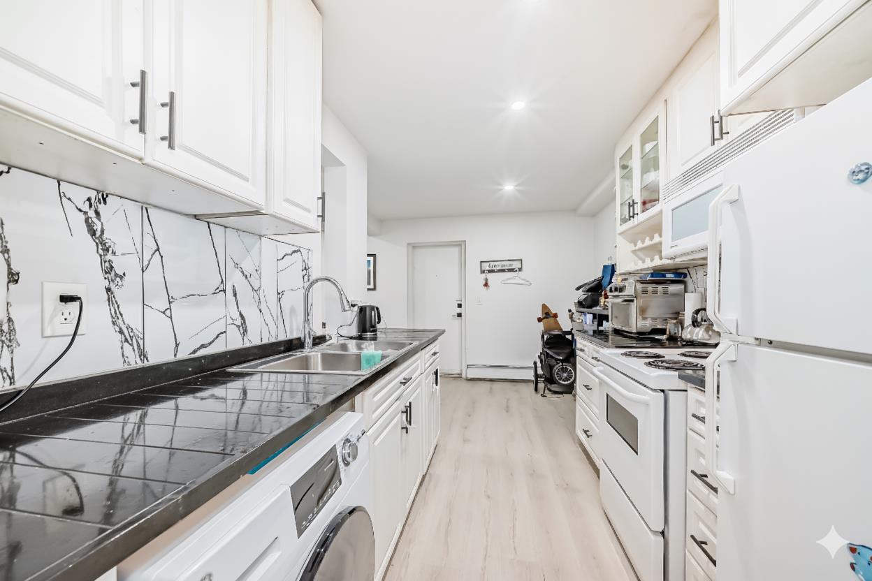 1113 37 Street SW 101