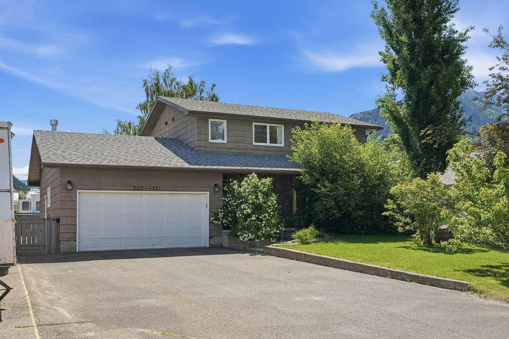 Photo of 2117 127 Street, Blairmore, AB T0K 0E0 (MLS # A2321662)