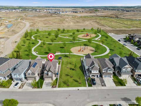 Photo of 27 Mahogany Crescent SE, Calgary, AB T3M 2K6 (MLS # A2334287)