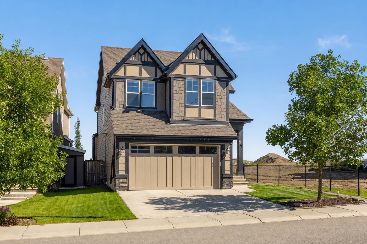 27 Mahogany Crescent SE