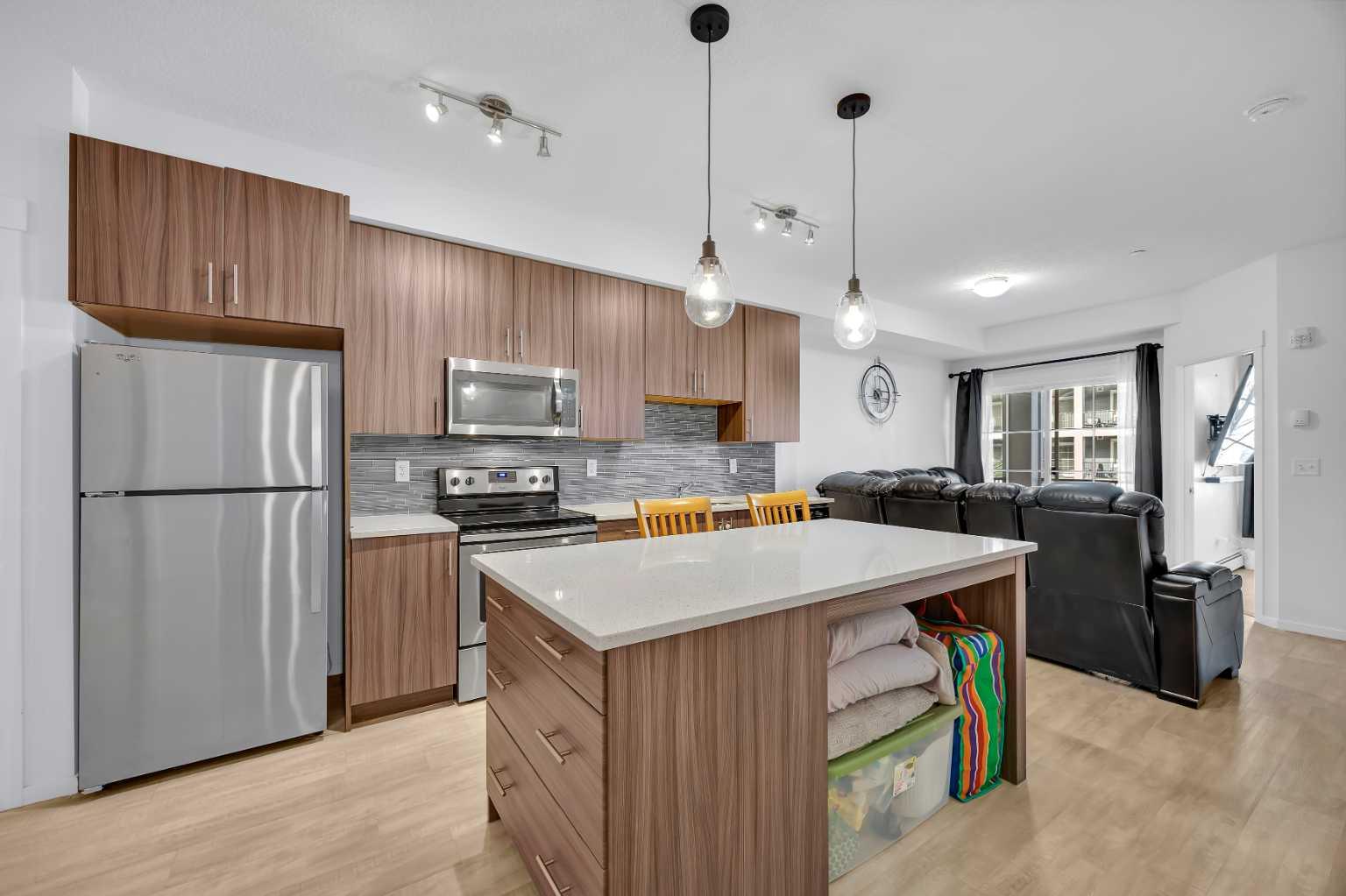 215 Legacy Boulevard SE 3202