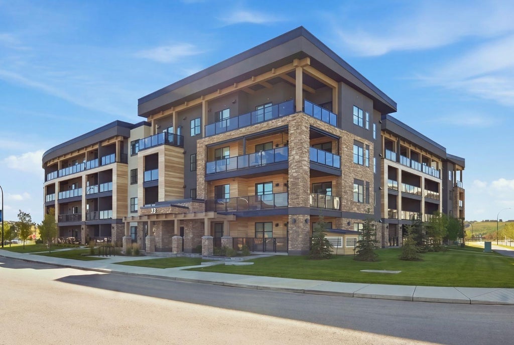 Photo of 55 Wolf Hollow Crescent SE #301, Calgary, AB T2X 5K9 (MLS # A2346652)