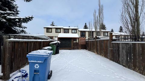 6551 Huntsbay Road NW Calgary AB T2K 5R3