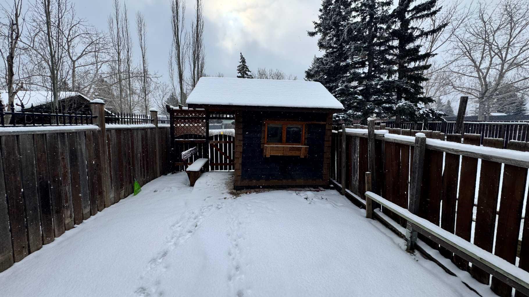 6551 Huntsbay Road NW