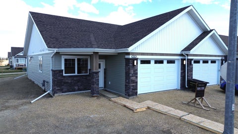 Photo of 4940 Beardsley Avenue, Lacombe, AB T4L 0G4 (MLS # A2326401)