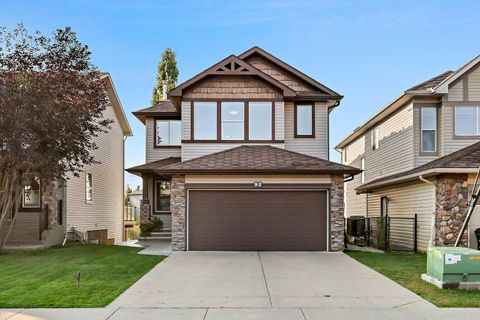 92 Cranwell Green SE Calgary AB T3M 0B1