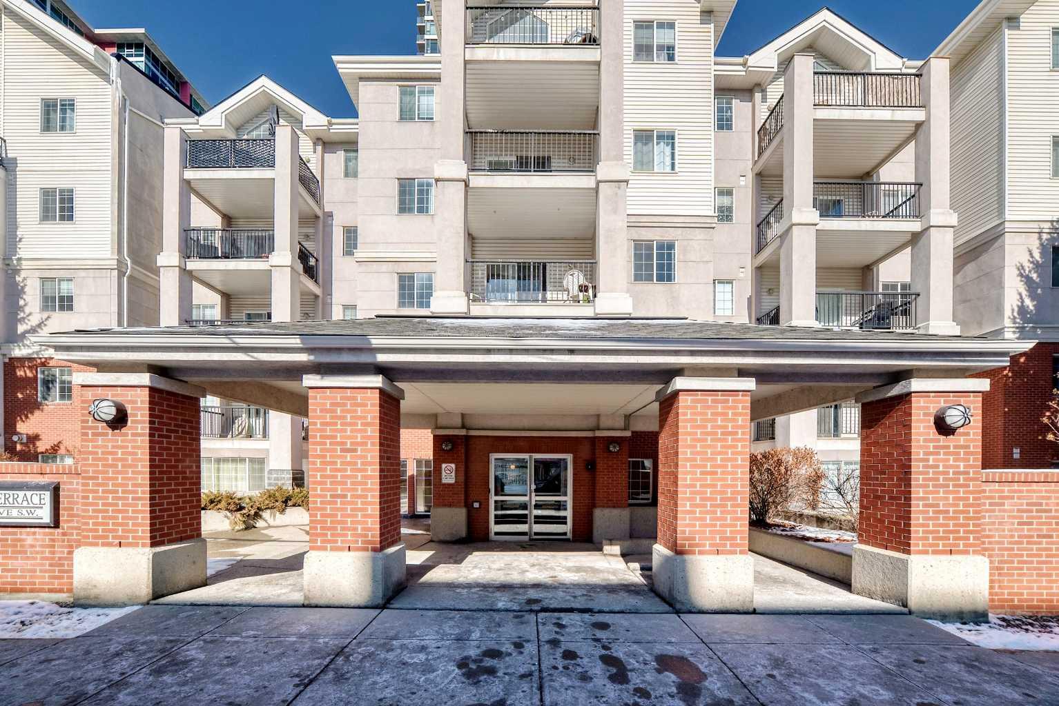 126 14 Avenue SW 204