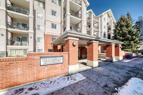 126 14 Avenue SW 204 Calgary AB T2R 0L9