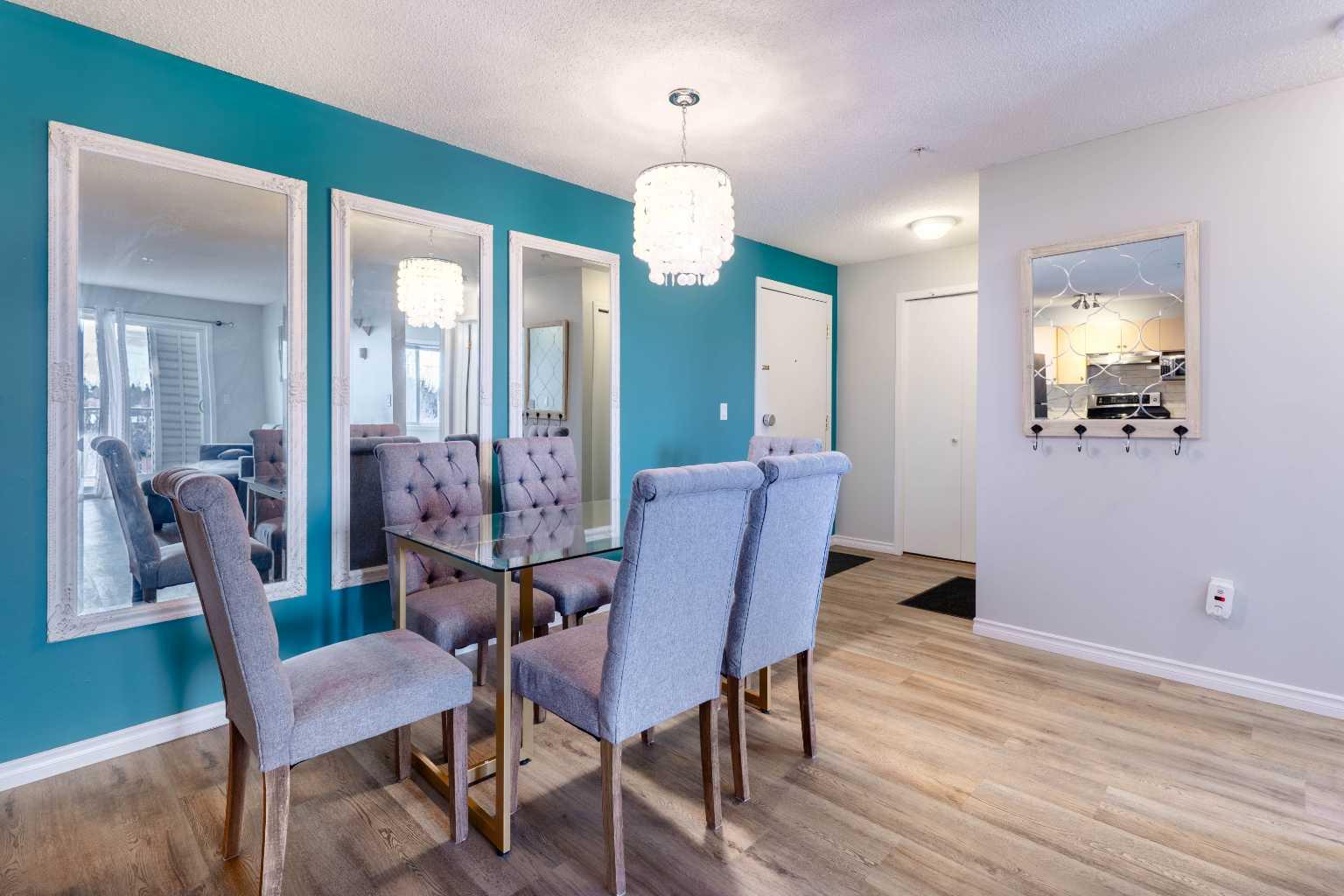 17 Country Village Bay NE 1309