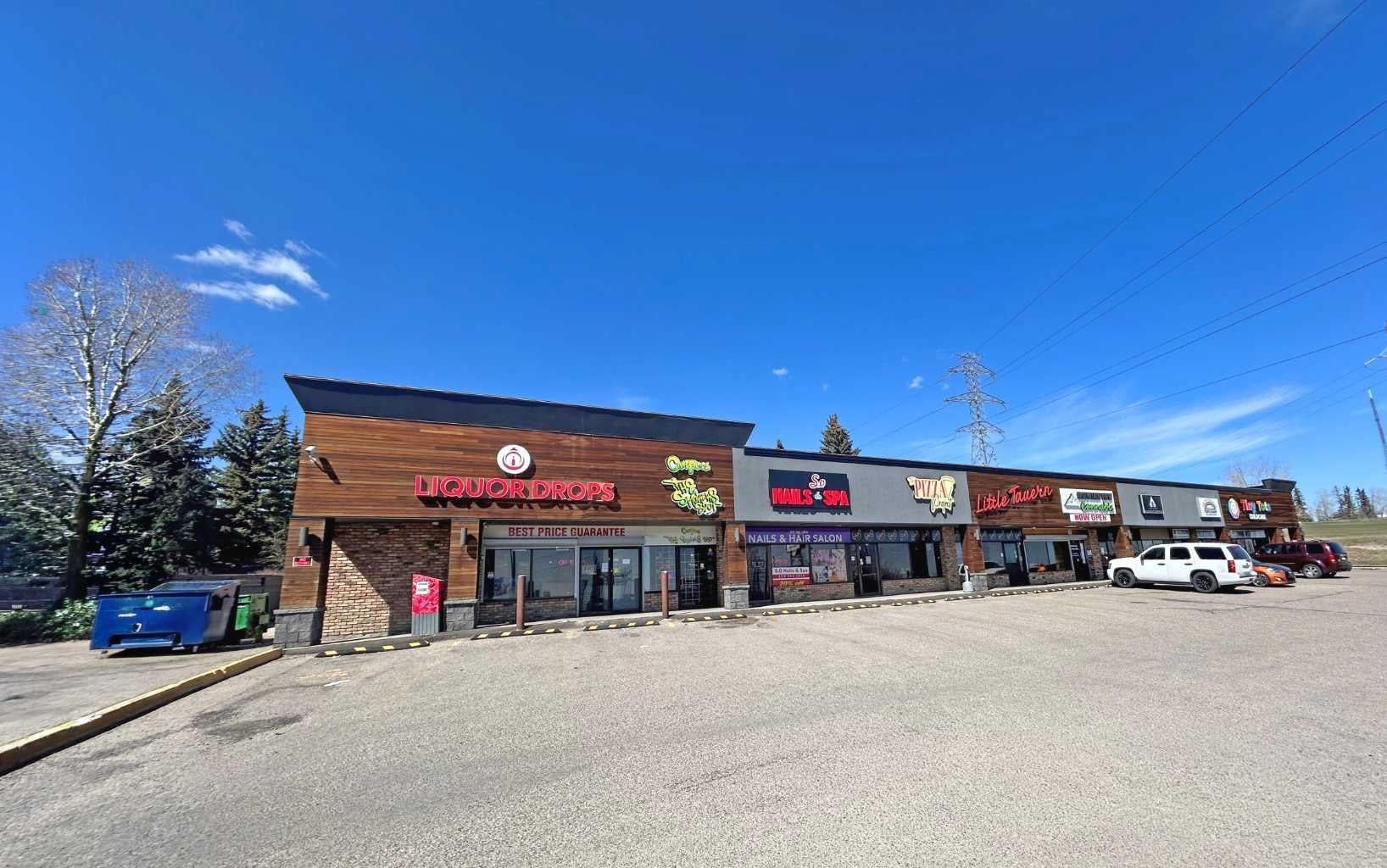 5555 Strathcona Hill SW Unit 1