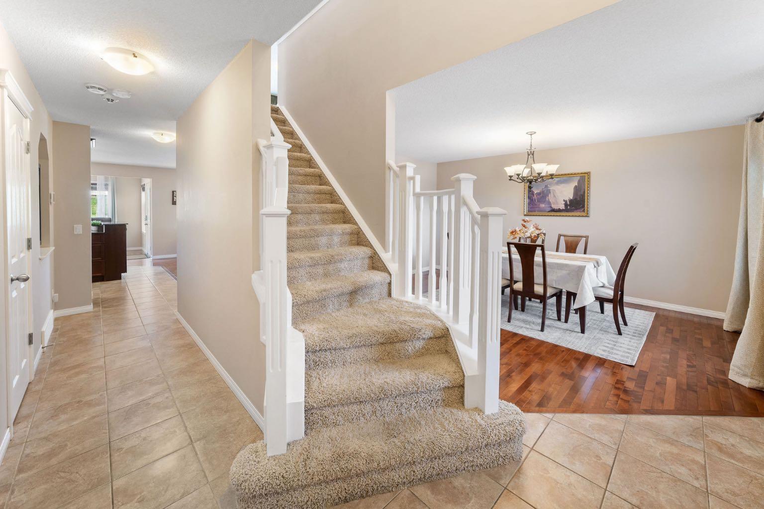 27 Sage Valley Court NW
