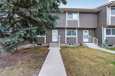 Photo of 14736 Deerfield Drive SE #7, Calgary, AB T2J 5Y1 (MLS # A2311318)