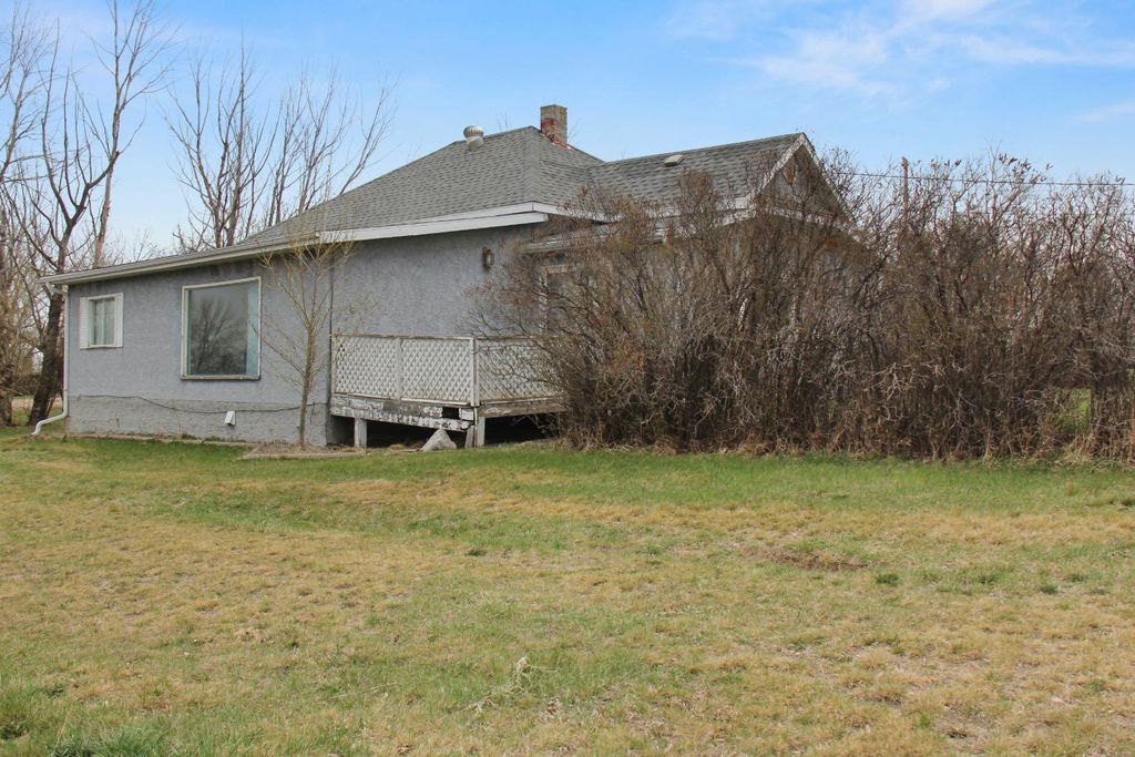 Photo of 117 Main Street, Kirriemuir, AB T0C 1R0 (MLS # A2312064)
