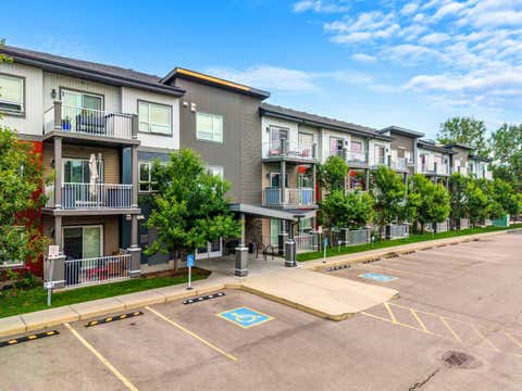 Photo of 5305 32 Avenue SW #4311, Calgary, AB T3E 8A2 (MLS # A2326987)