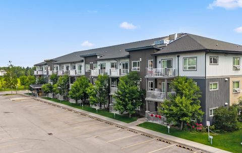 Photo of 5305 32 Avenue SW #4311, Calgary, AB T3E 8A2 (MLS # A2326987)