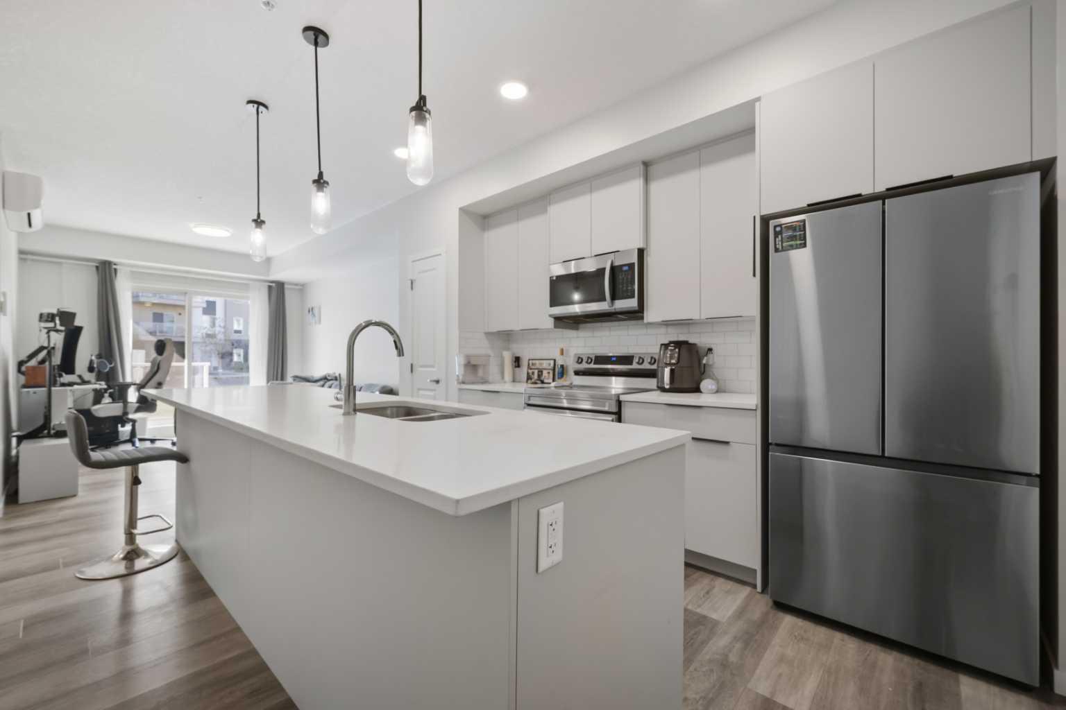 220 Seton Grove SE 1104