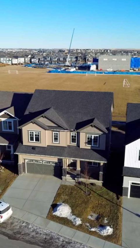 1116 Southwinds Green SW Airdrie AB T4B 5S3