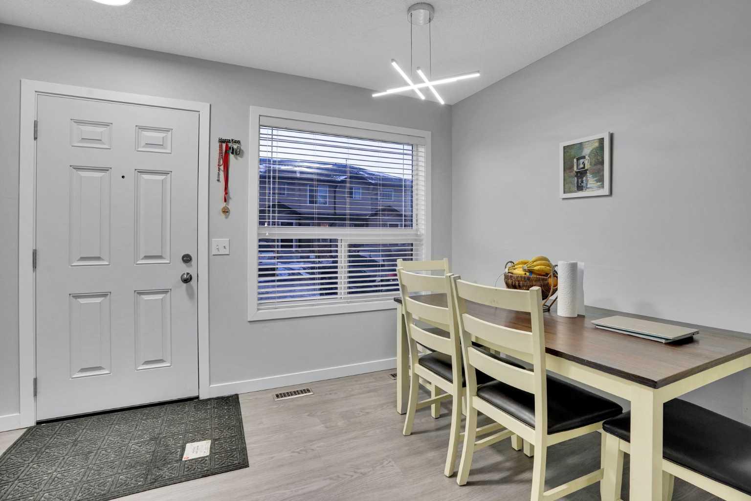 257 Saddlebrook Point NE