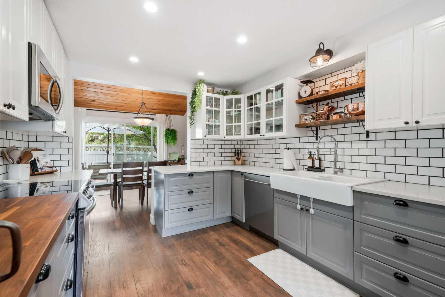 228 Theodore Place NW 25