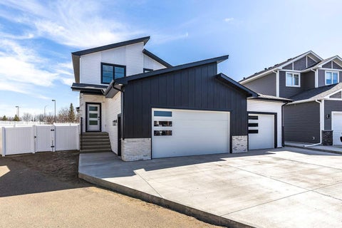Photo of 156 Somerset Way SE, Medicine Hat, AB T1B 0C2 (MLS # A2303600)