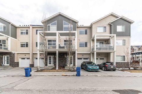 535 Redstone View NE Calgary AB T3N 0M9