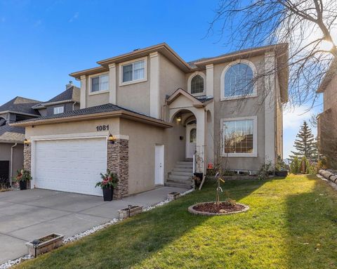 1081 Panorama Hills Landing NW Calgary AB T3K 5M7