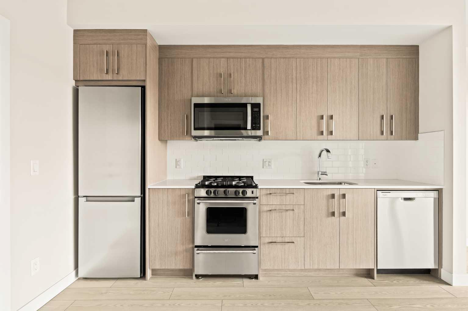 110 18A Street NW 355