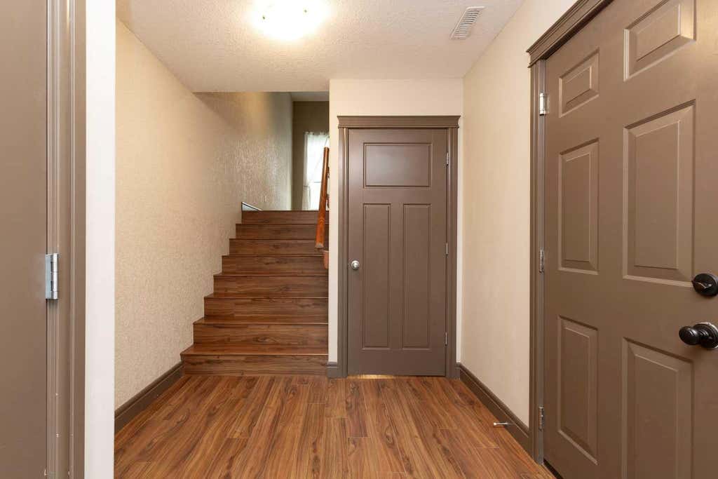 Photo of 873 Mt Sundance Manor W, Lethbridge, AB T1J 1X5 (MLS # A2336852)