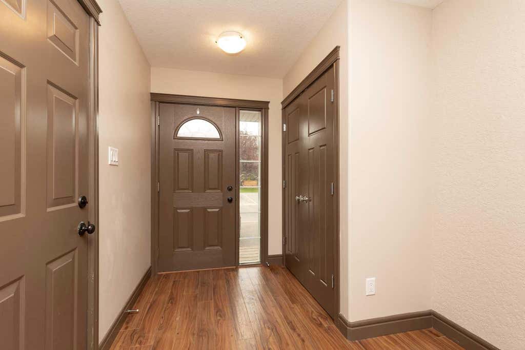 Photo of 873 Mt Sundance Manor W, Lethbridge, AB T1J 1X5 (MLS # A2336852)